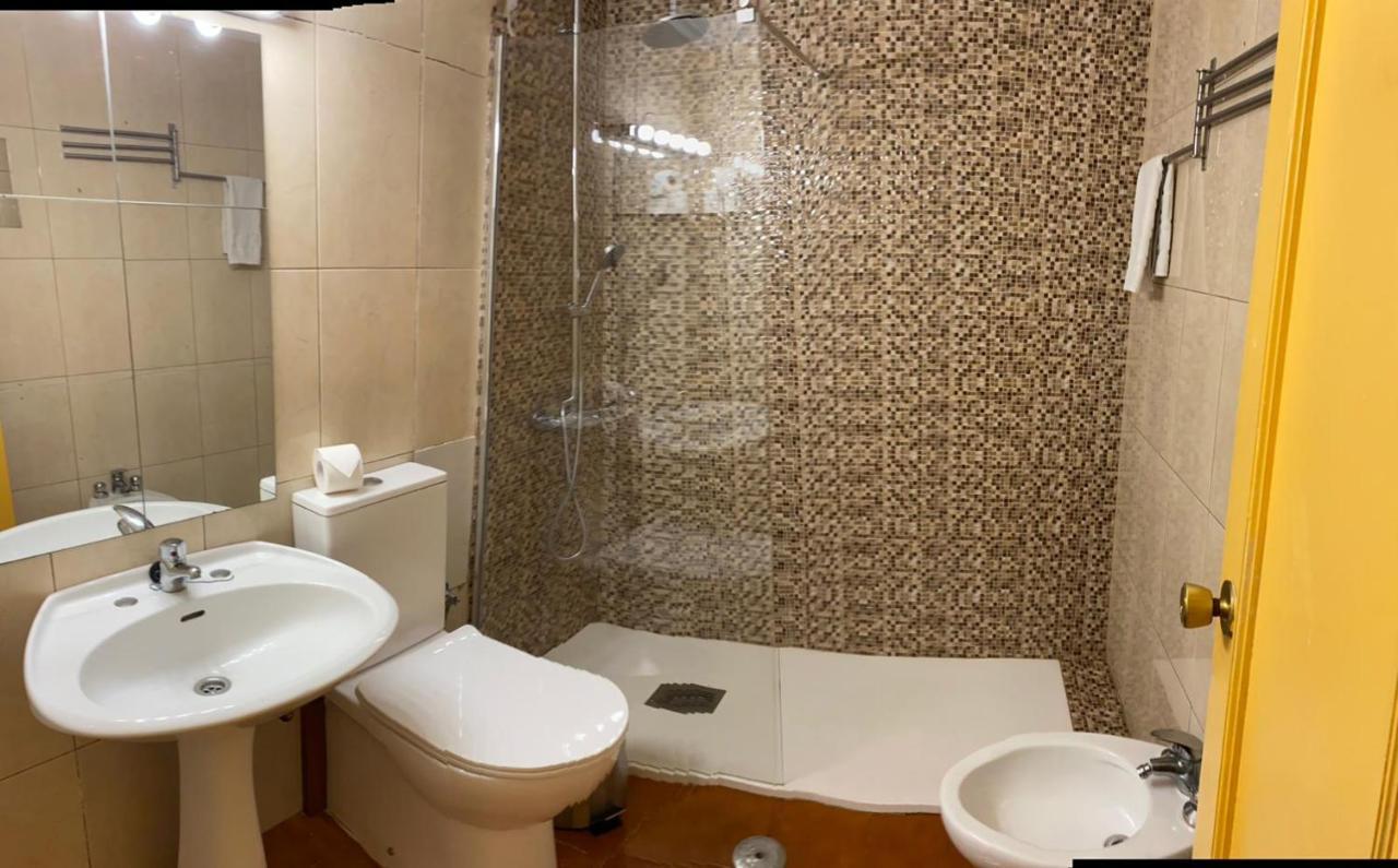 Casa De 5 Y 2 Terrazas Hébergement de vacances